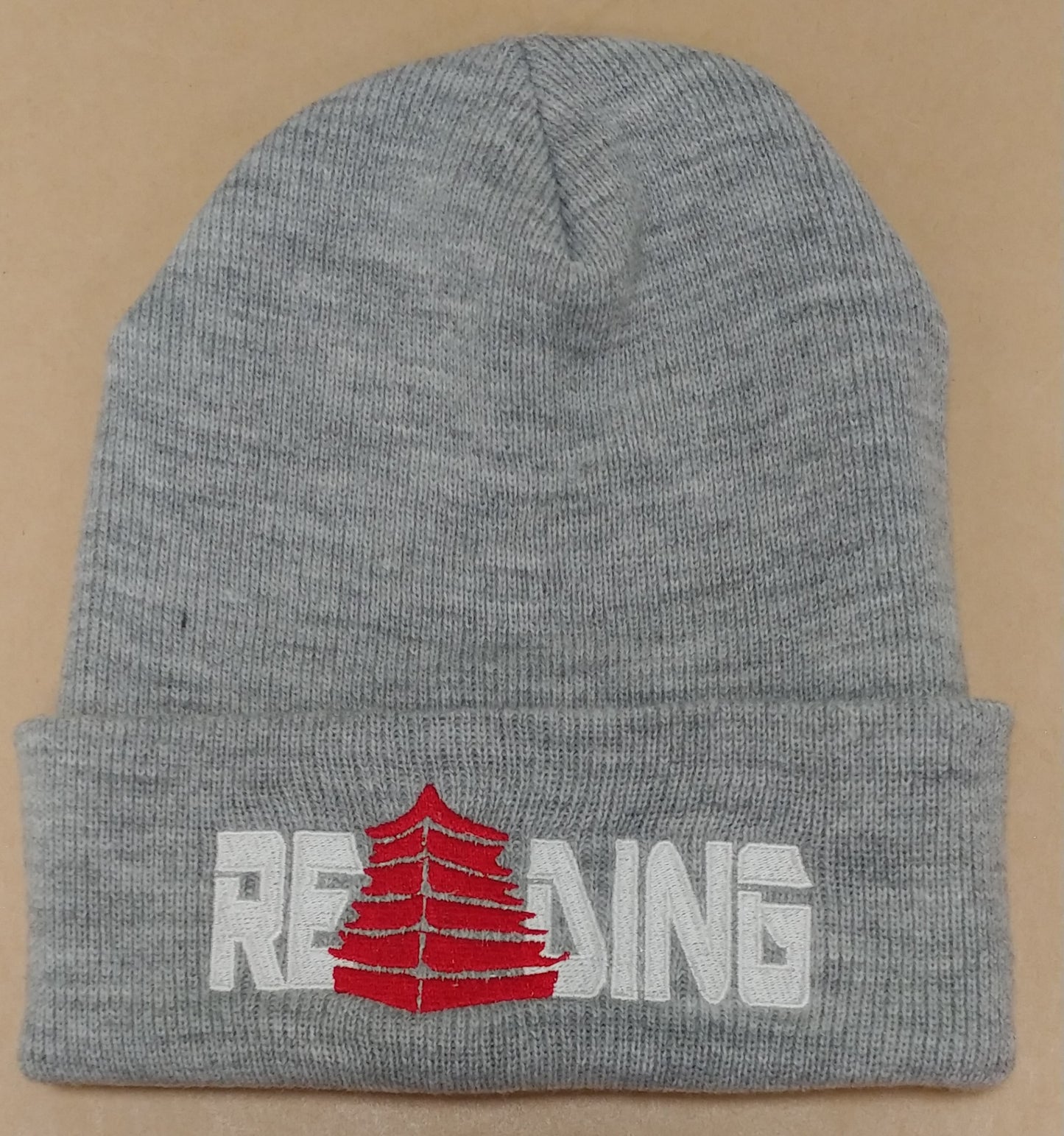 Gorro de punto de lectura gris