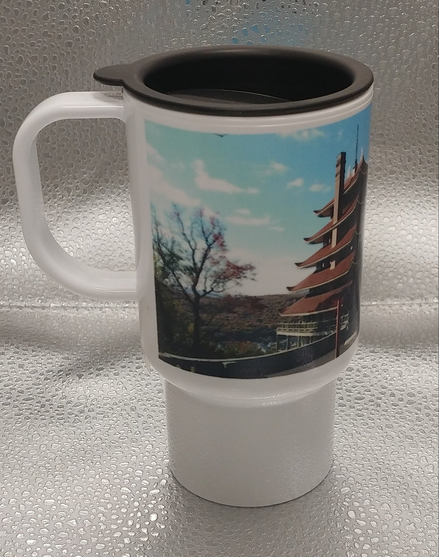Taza de viaje Pagoda de lectura de 15 oz