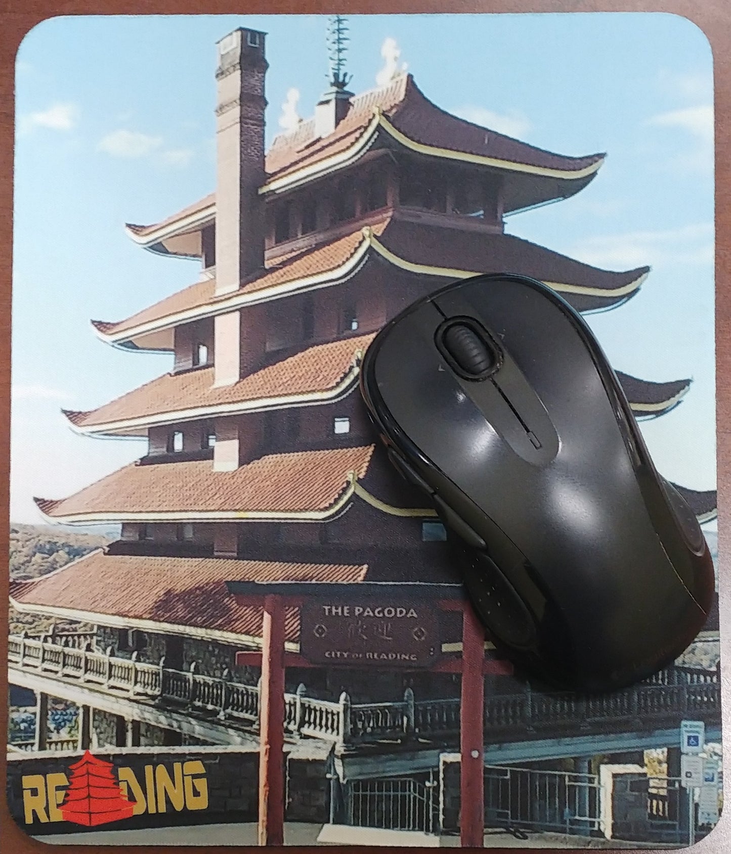 Rading Pagoda Mousepad
